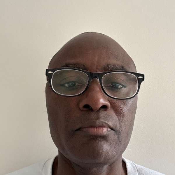 Picture of Dr Alexander