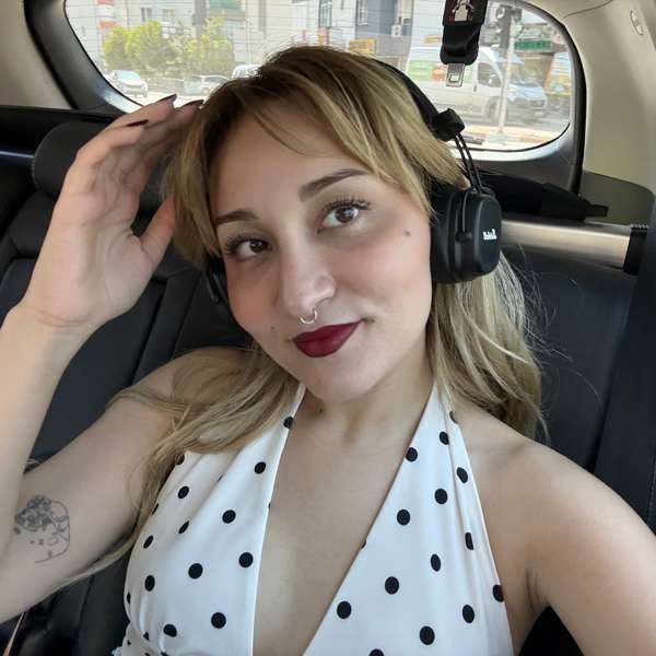 Picture of Zeynep Lara