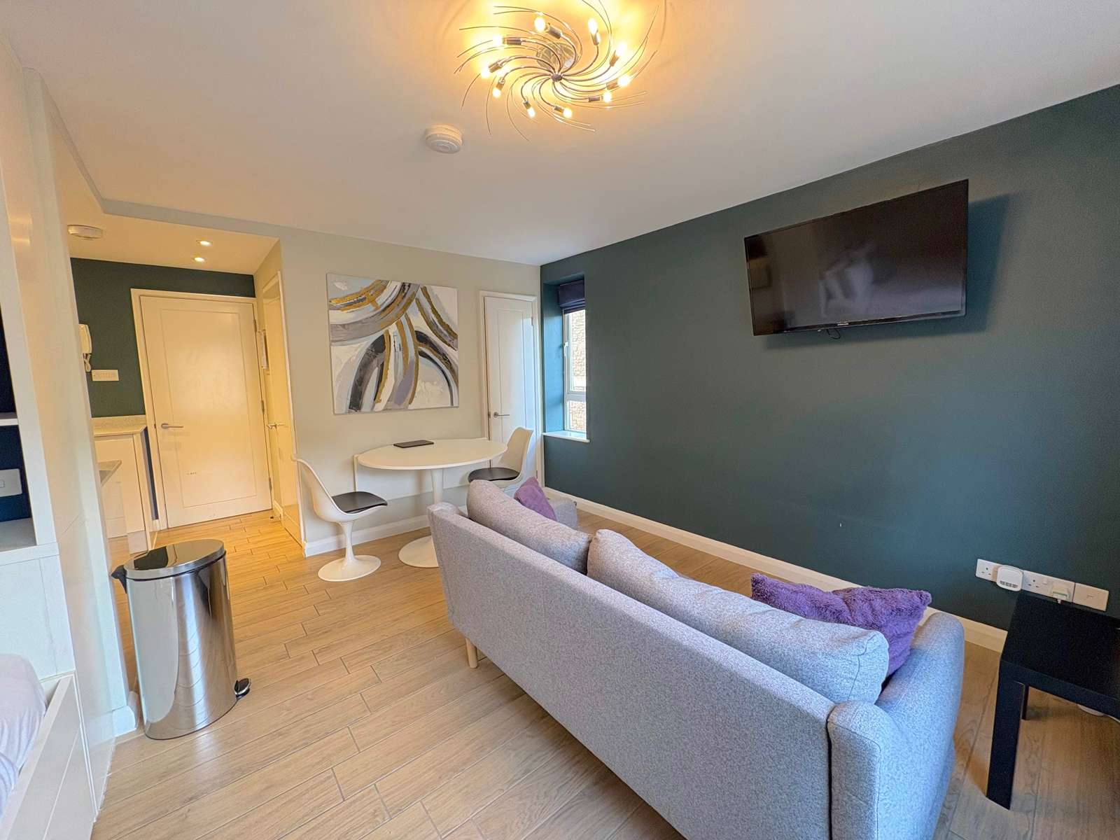 11 Alison Court, Apsley Road
