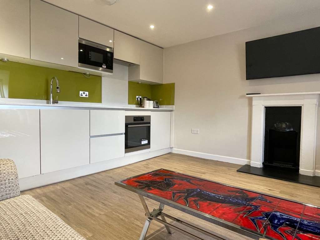 Flat 8, 14 Charlotte Street