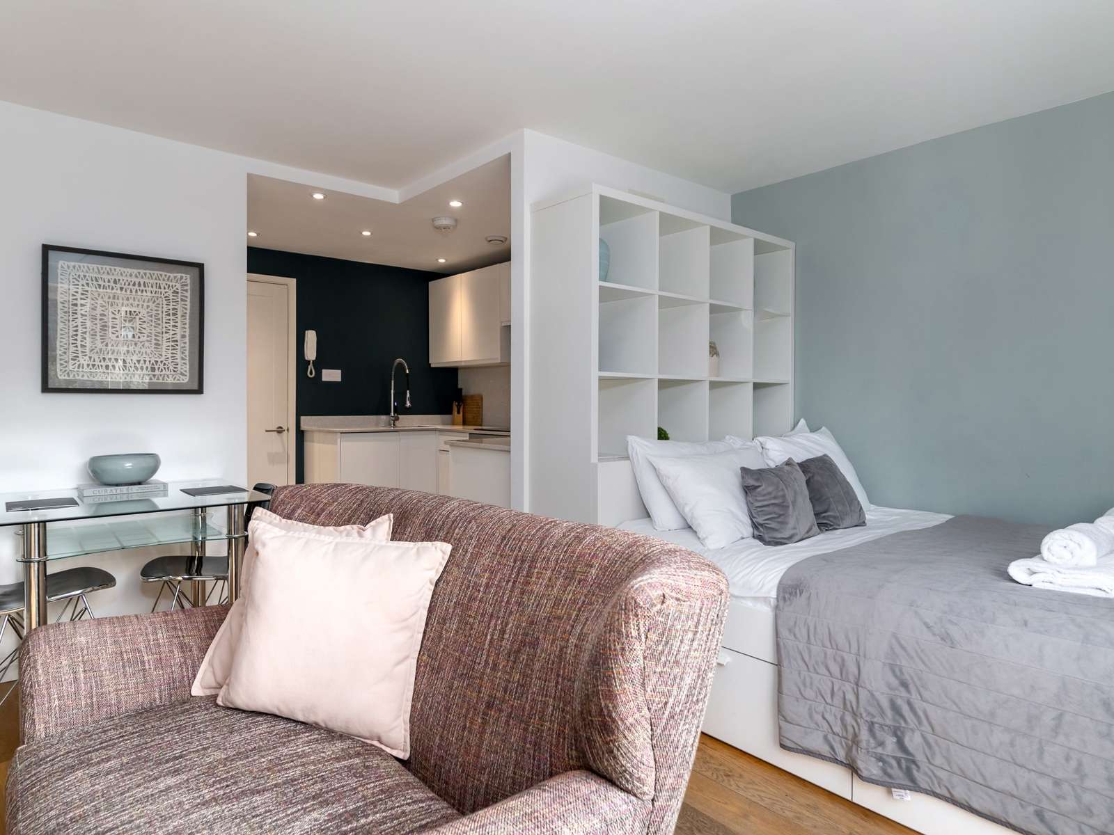 5 Alison Court, Apsley Road