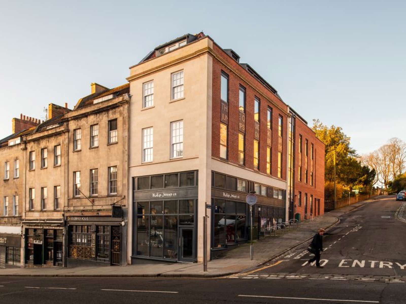 Flat 17, 18 Charlotte Street