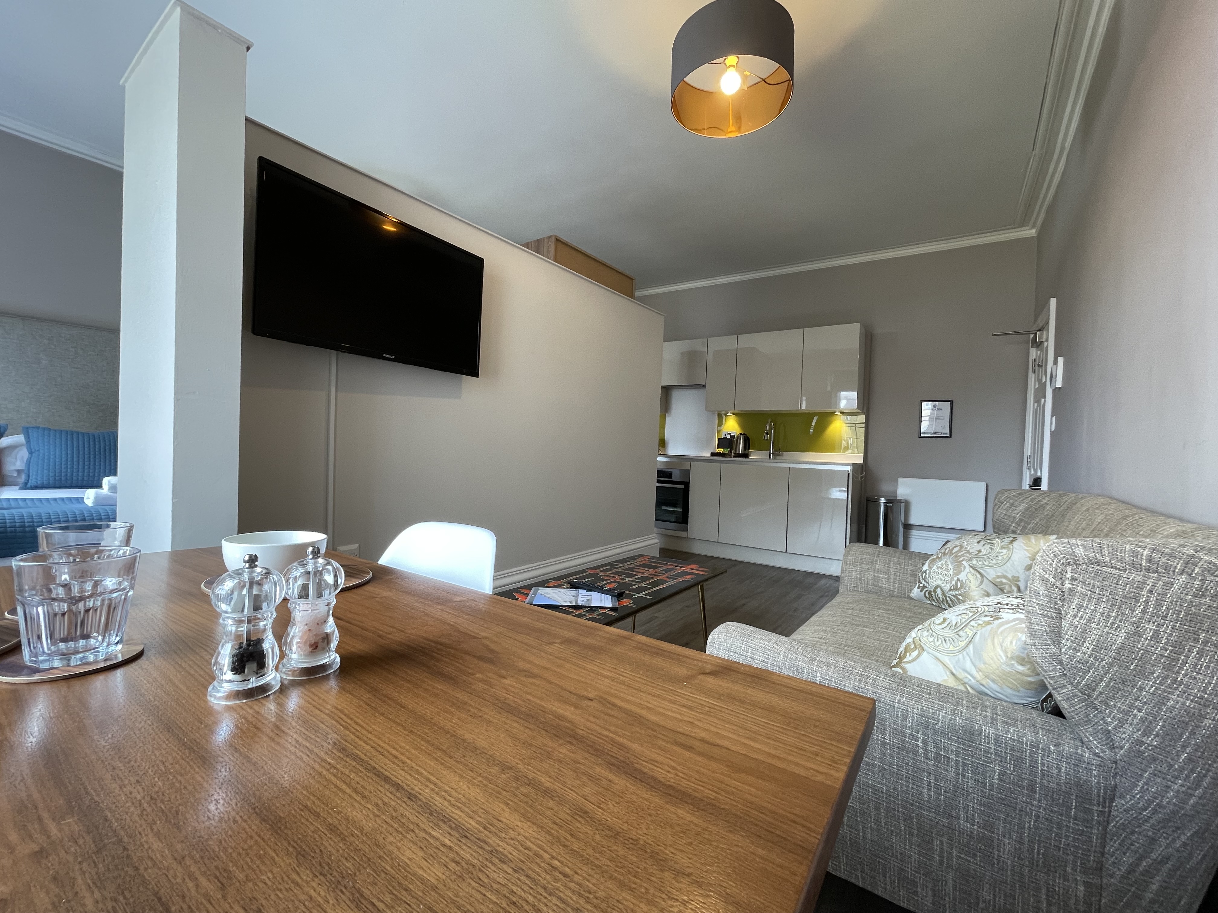 Flat 5, 14 Charlotte Street