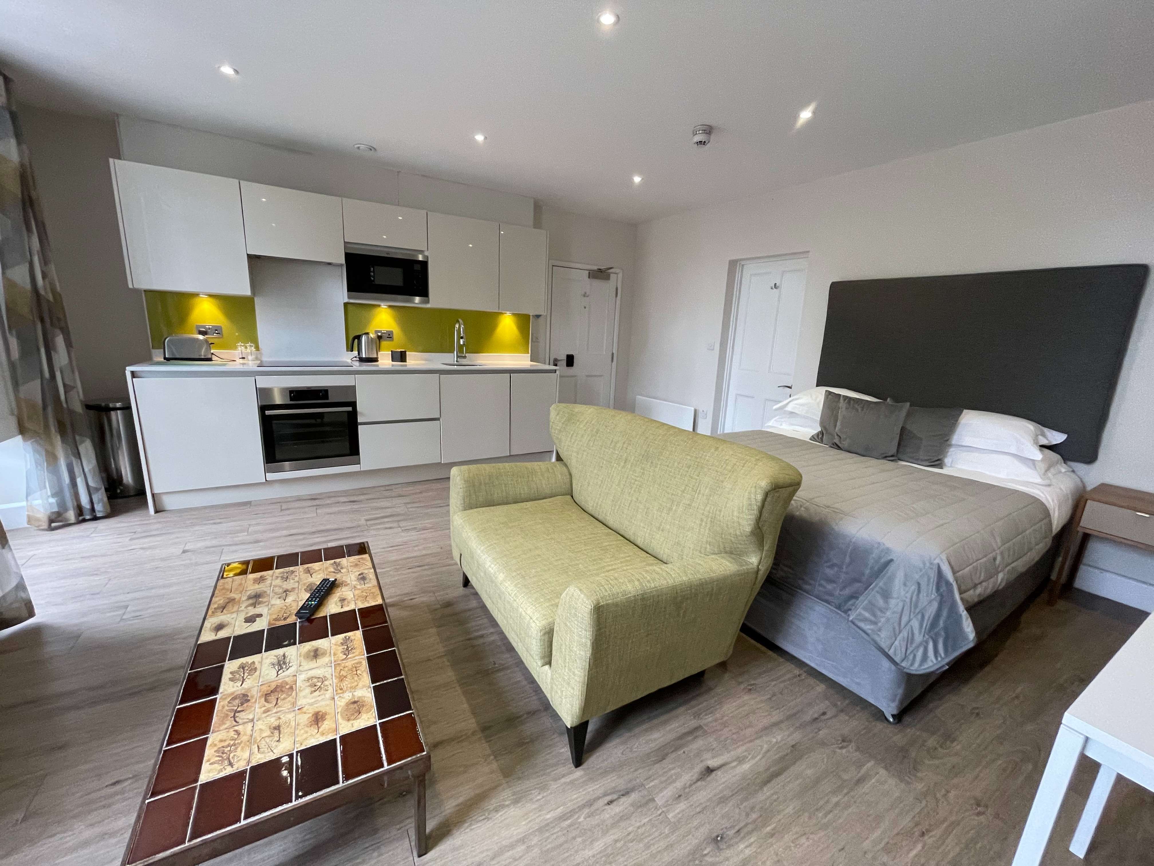 Flat 2, 14 Charlotte Street