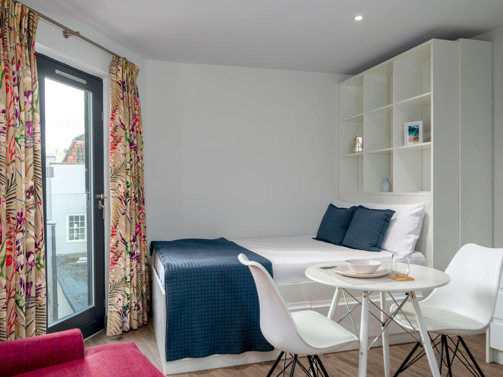 Flat 16, The Manor House