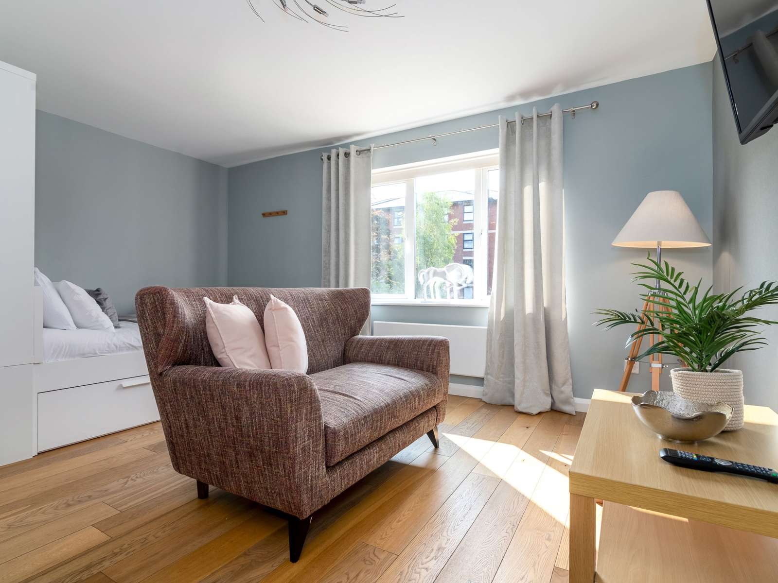6 Alison Court, Apsley Road