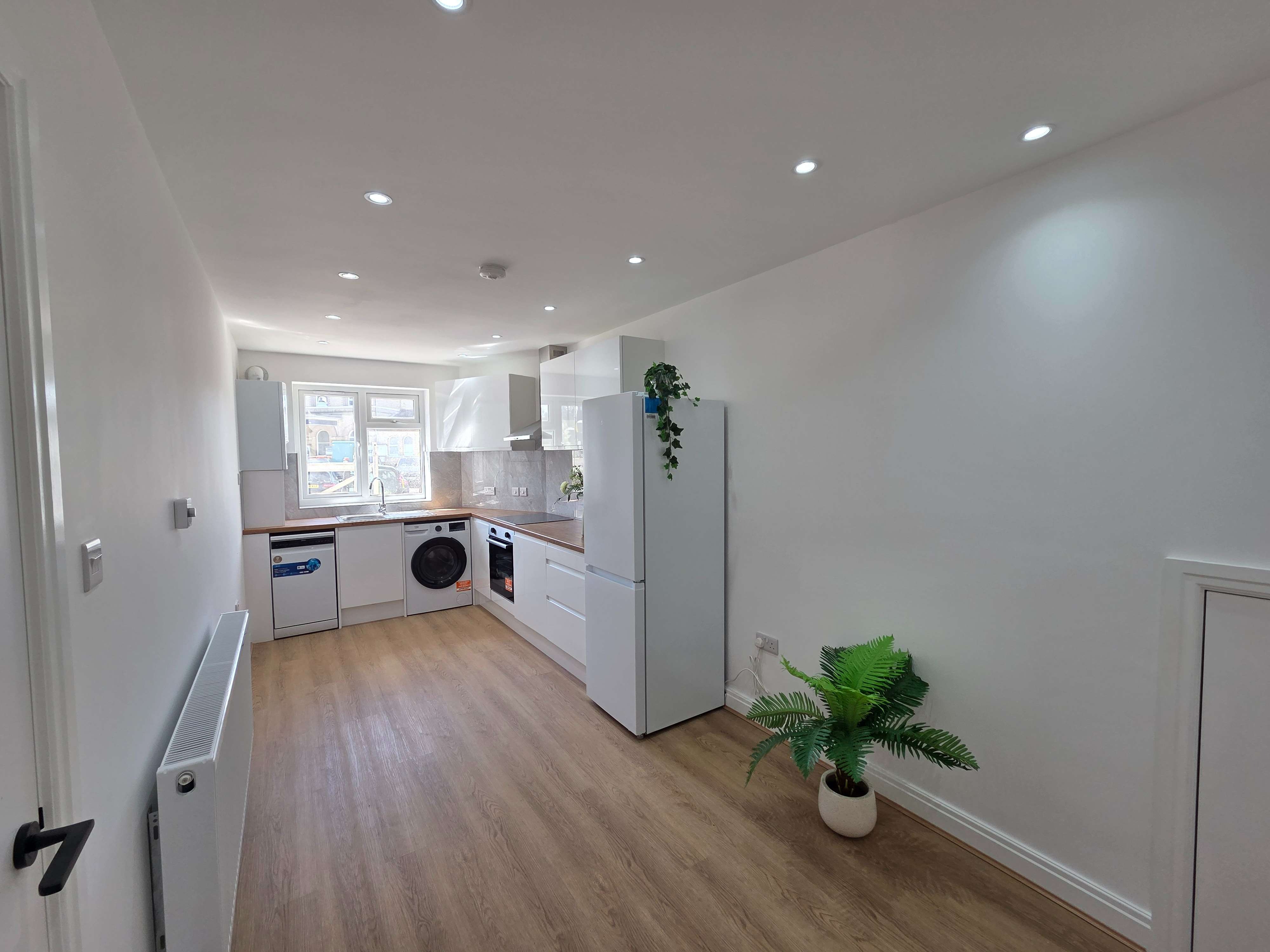 Coombe Road image