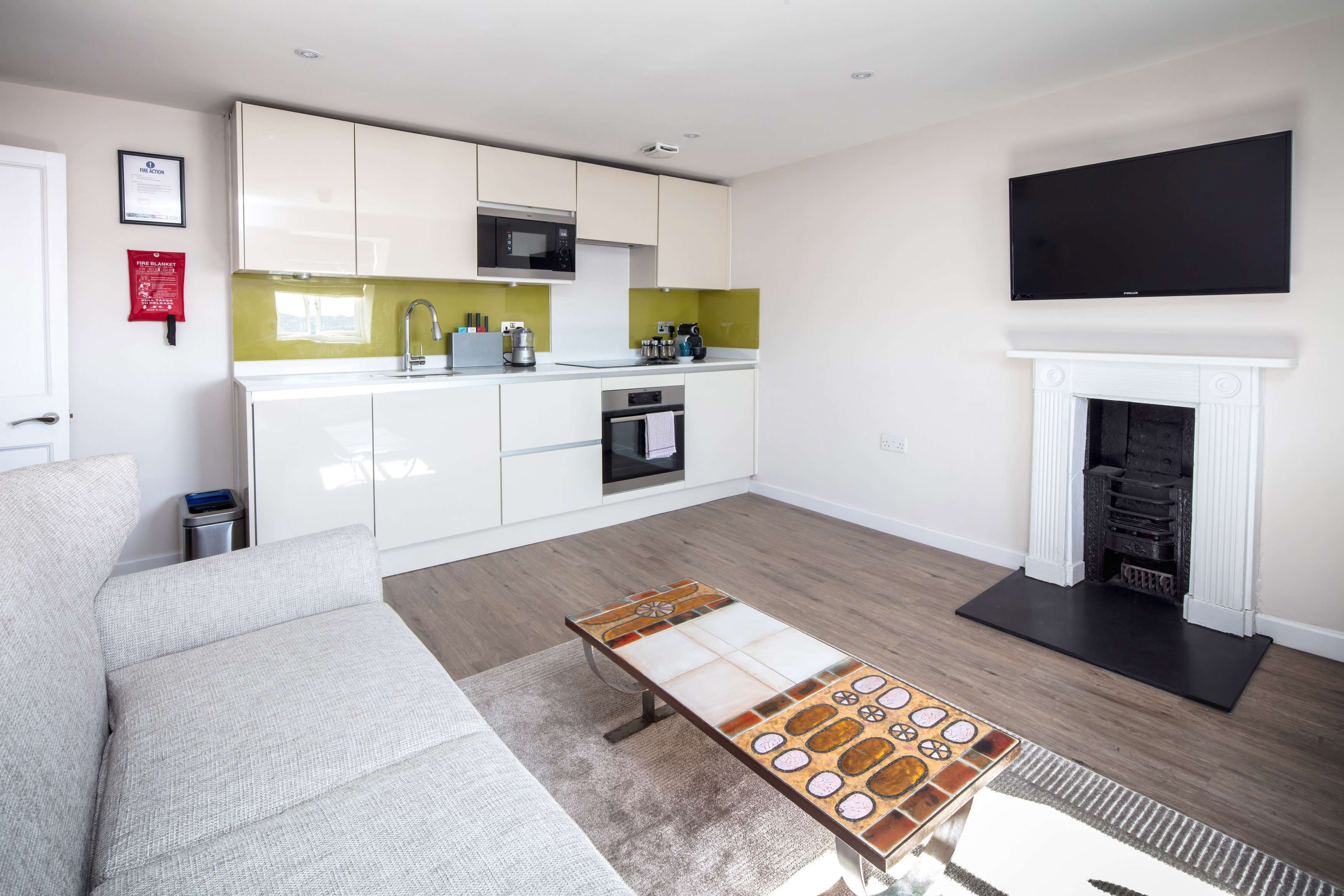 Flat 8, 16 Charlotte Street