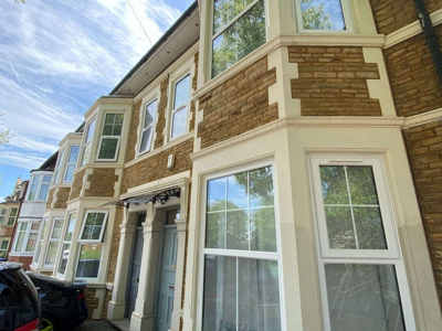 Spacious House in NN2 6PD image