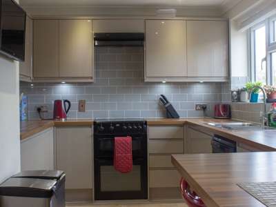 Elstow Avenue image