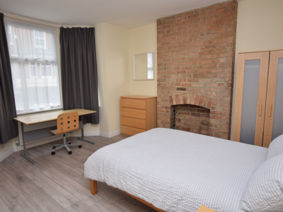 A Joyful Houseshareshare for Rent in Nottingham image