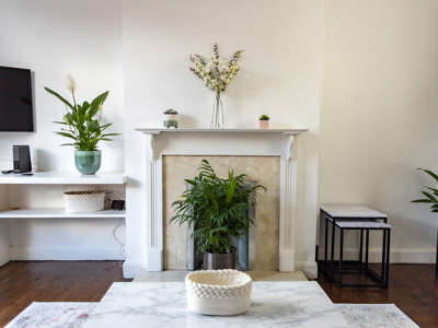 Kingsland Avenue image