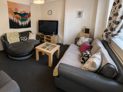 Cardwell Crescent image