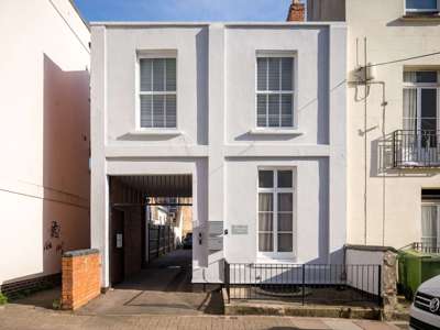 Town Centre Apartment with Parking  image