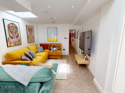 Luxurious Student Living in the Heart of Selly Oak image