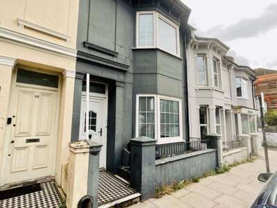Beaconsfield Road image