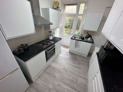 Golders Rise image