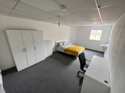 Great Location HMO  image