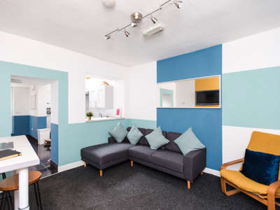 Cobden View Road image