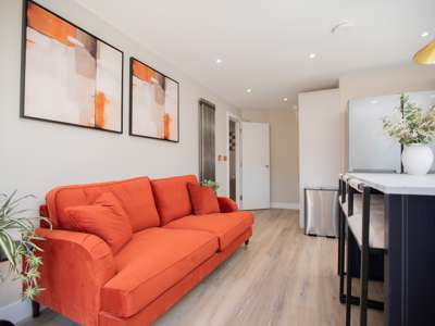 Allaway Avenue image