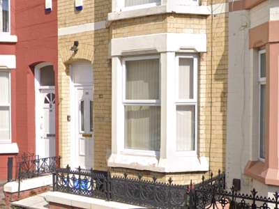 6 bed 2 bath Student House available for 24/25 Academic Year! image