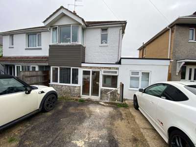 Brand New Stylish En-Suite Double Rooms in Poole image