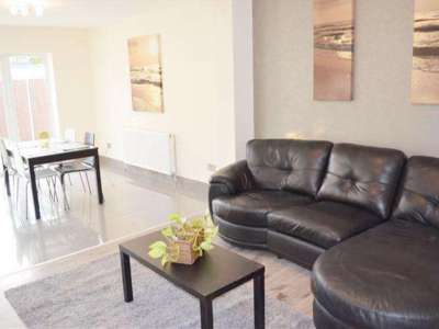Wolsey Road image