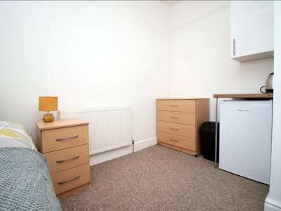 Room in a Shared House, Slate Street image