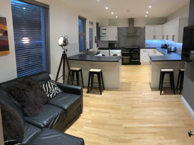 Beechwood Avenue image