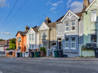 Brading Road image