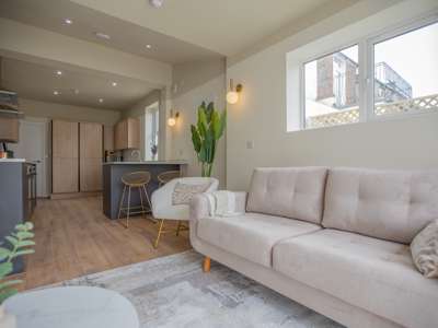 Balfour Road image