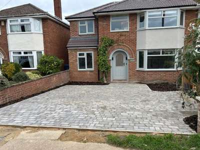 Rahere Road image