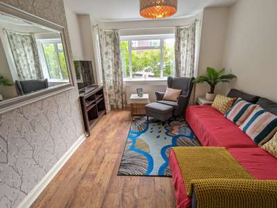 Braeside Avenue image