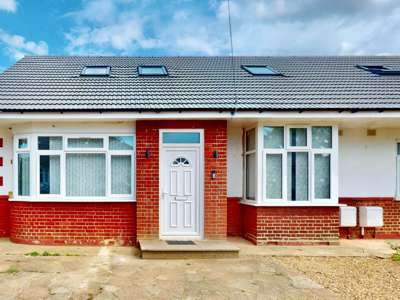 Randon Close image