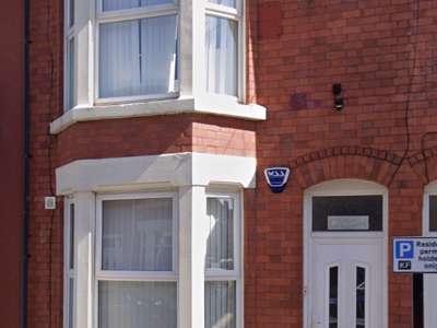6 Bed Student House in Kensington! Terraced house in Empress Road, L7 image
