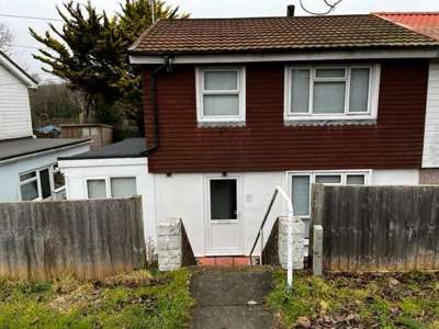 A Comforting 6 Double Bedrooms for Rent in Brighton image