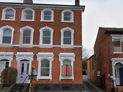 Luxury House Share for Professional Females image