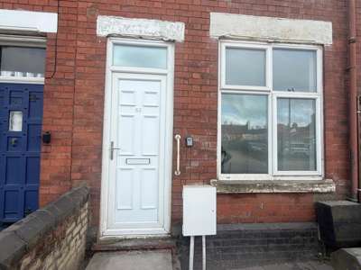 Spacious 4-bedroom home in Nuneaton — perfect for comfortable modern living. image