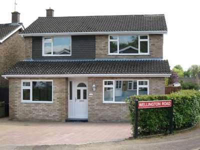 Wellington Road image