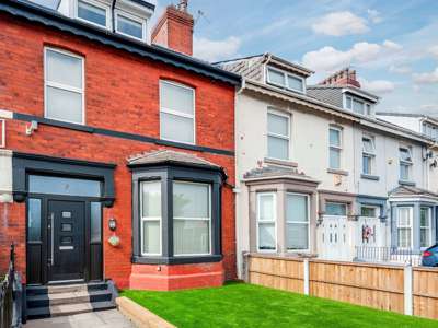 🔥 LUXURY LIVING IN L9 – Stunning 6-Bed All En-Suite Home with 4 Studio Rooms & Kitchenettes – Brand New, Unmatched Quality image