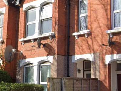 Albert Road image