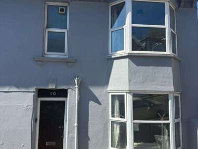 Newmarket Terrace image