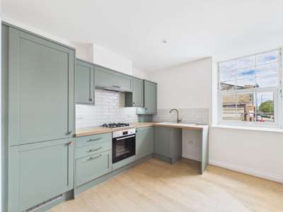 Beautifully Refurbished 1 Bed Apartment image