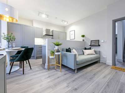 🤗 Professional house share in Walkden ☺️ image
