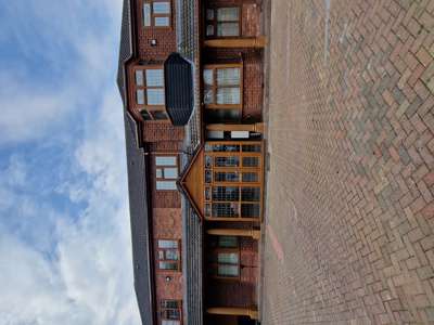  Vibrant Shared House-share with En-suite Room in B21 image