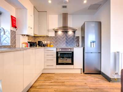 Flat 5, Heaton Grange image