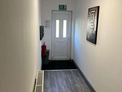 Knutsford Road image