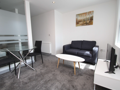 1-Bed Apartment – Hull City Centre – Bills Included image