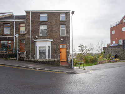 Stylish Shared House image