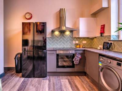Flat 2, Heaton Grange image